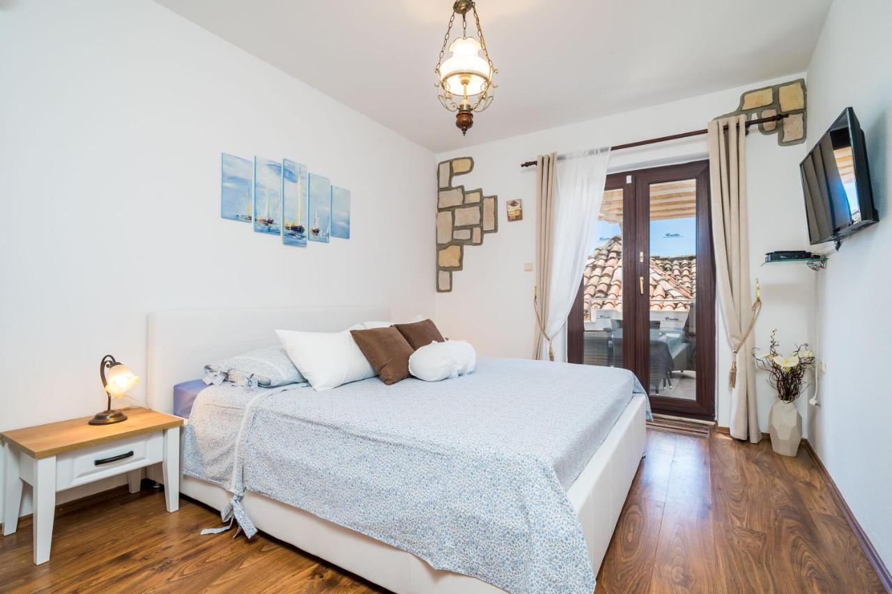 Orsetta Apartments Дубровник Екстериор снимка